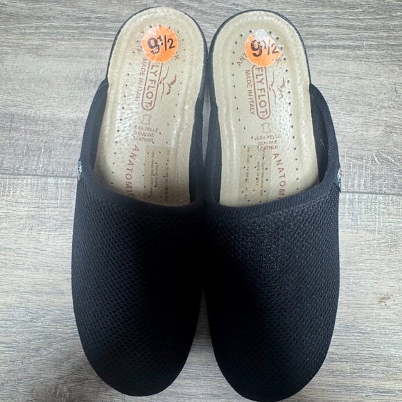 Fly Flot Black Mesh Clogs Women's Size 9.5 - Picture 2 of 6